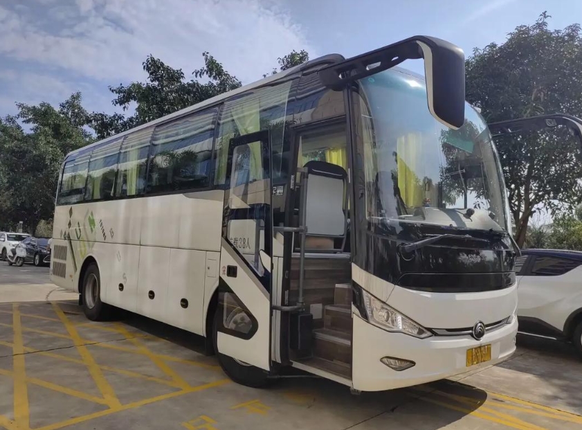 38座位中巴车租赁